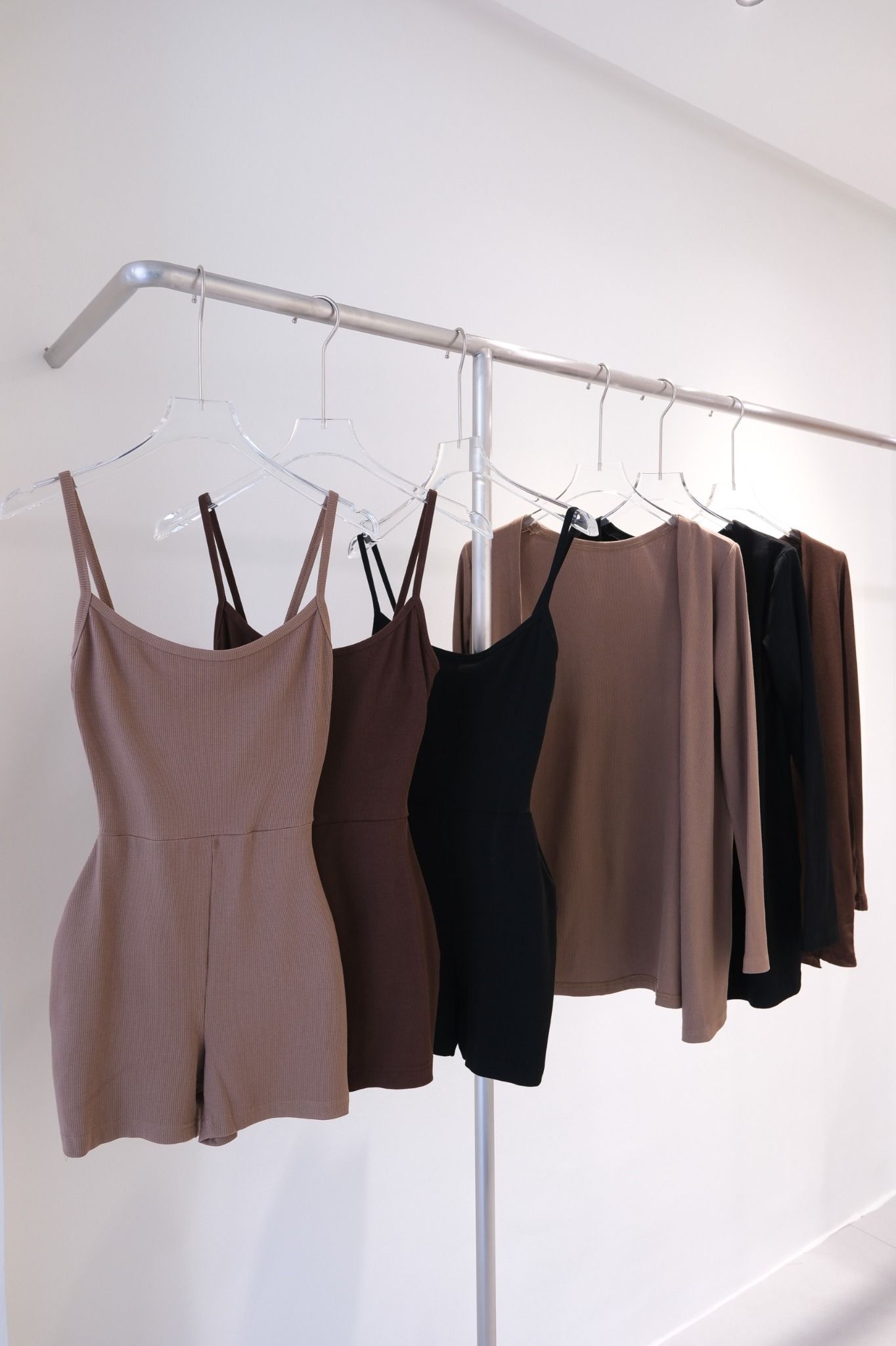 Jum Thun Gân 2S Kèm Khoác