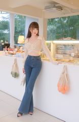 Áo TD Sơ Mi Xoắn Ngực Đính Bông