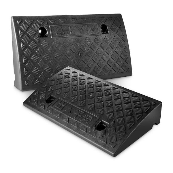 Bục Dốc Lên Xuống Xe Máy, Xe Hơi Bằng Nhựa Hình Tam Giác