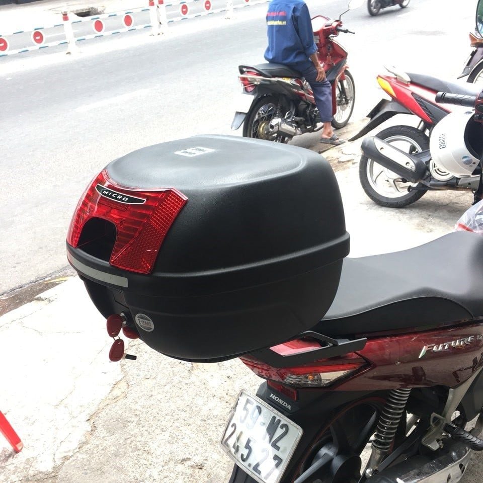  Honda Future 125FI gắn thùng GIVI E26NX 