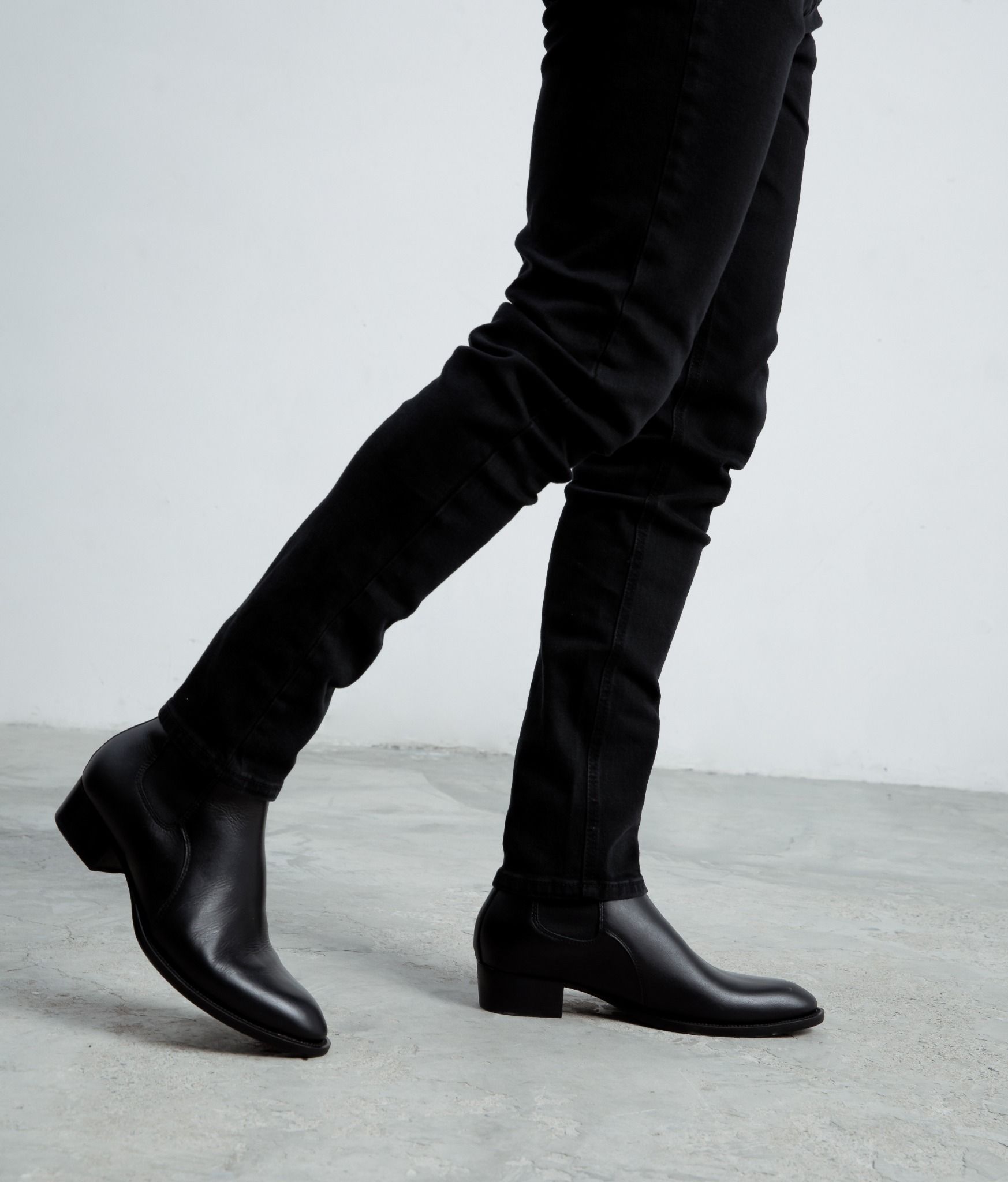 The Wild Walk Chelsea Boot – Black – Thewolf