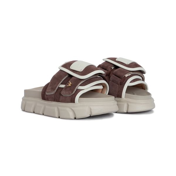 color_COFFEE BROWN