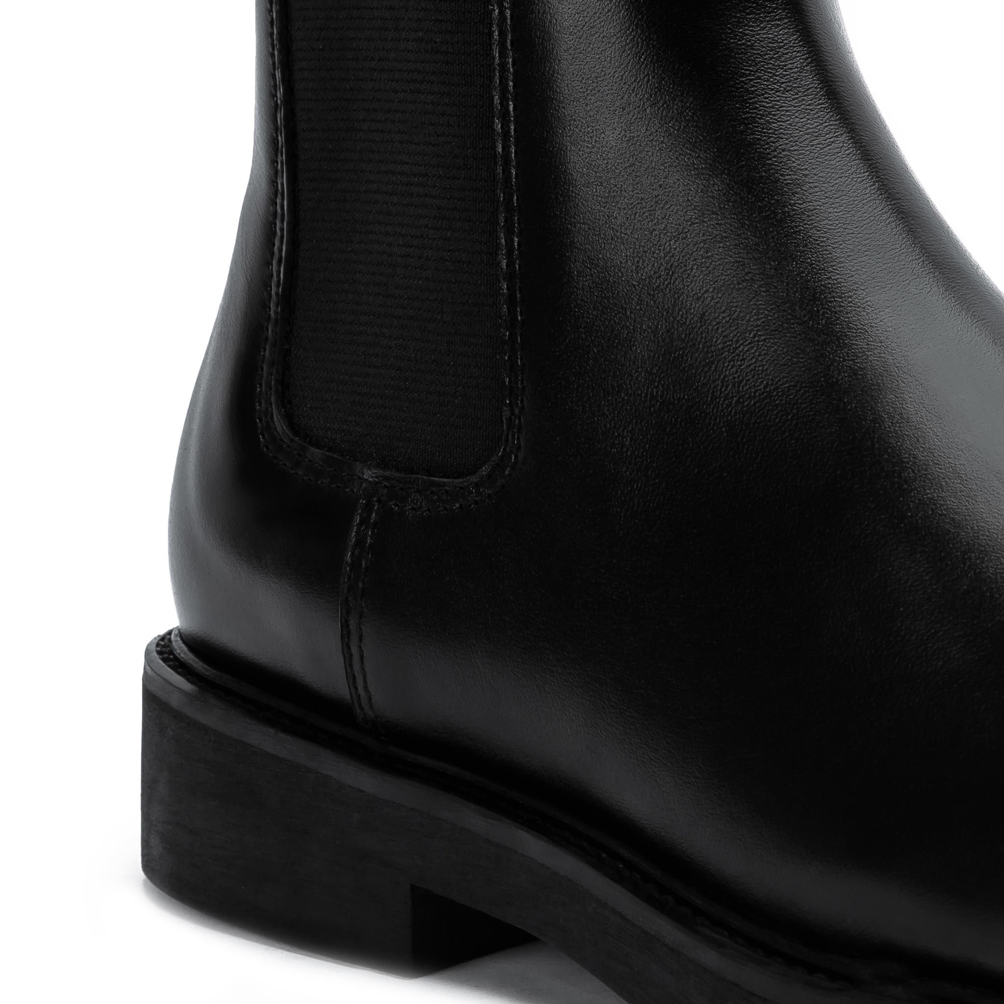  THE LADY WOLF MODERN CHELSEA BOOT - BLACK 