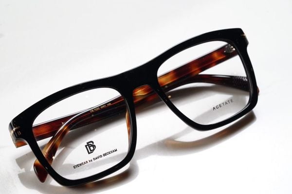  (ĐÃ BÁN) David Beckham DB 7020 eyeglasses 