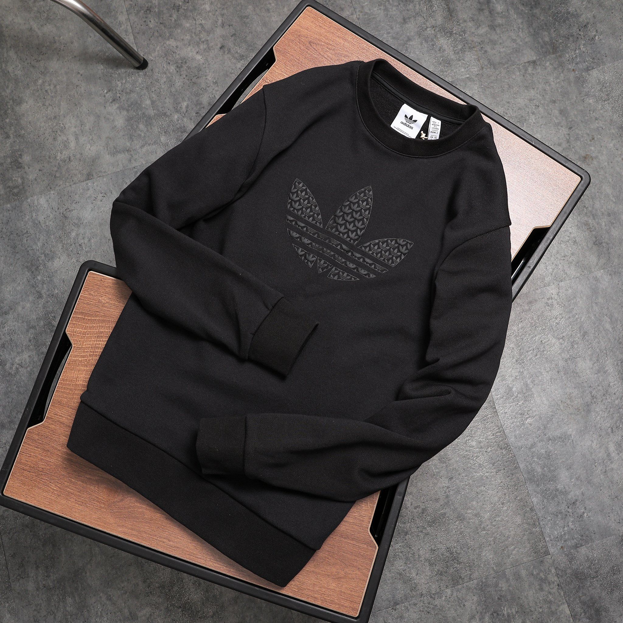  ÁO Adidas MONOGRAM GRAPHIC - HZ4159 
