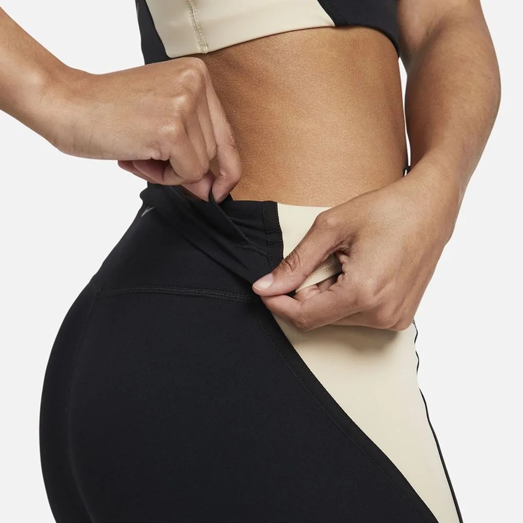 nike yoga luxe tight