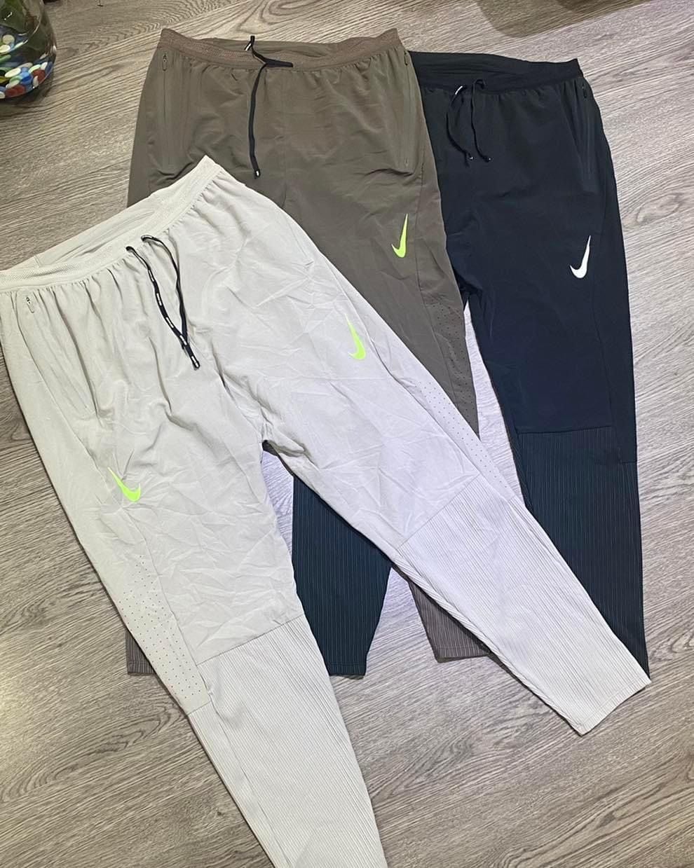  Quần Nike Dri-FIT ADV AeroSwift - DM4615-010 