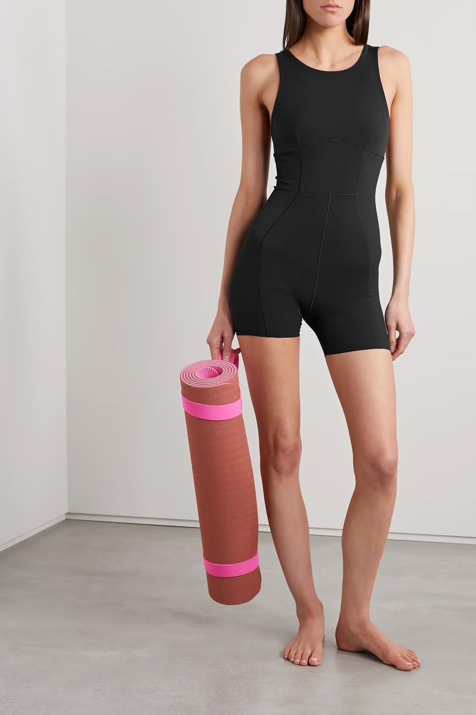  Nike Yoga Luxe 5