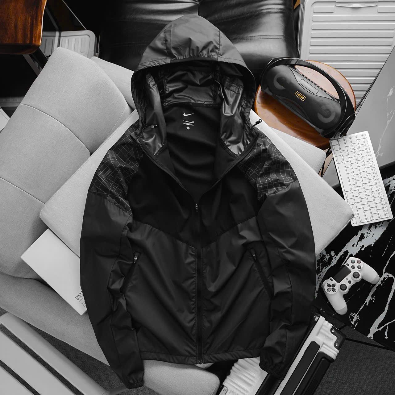  Áo khoác Nike Run Division Miler [DQ6488-010] 