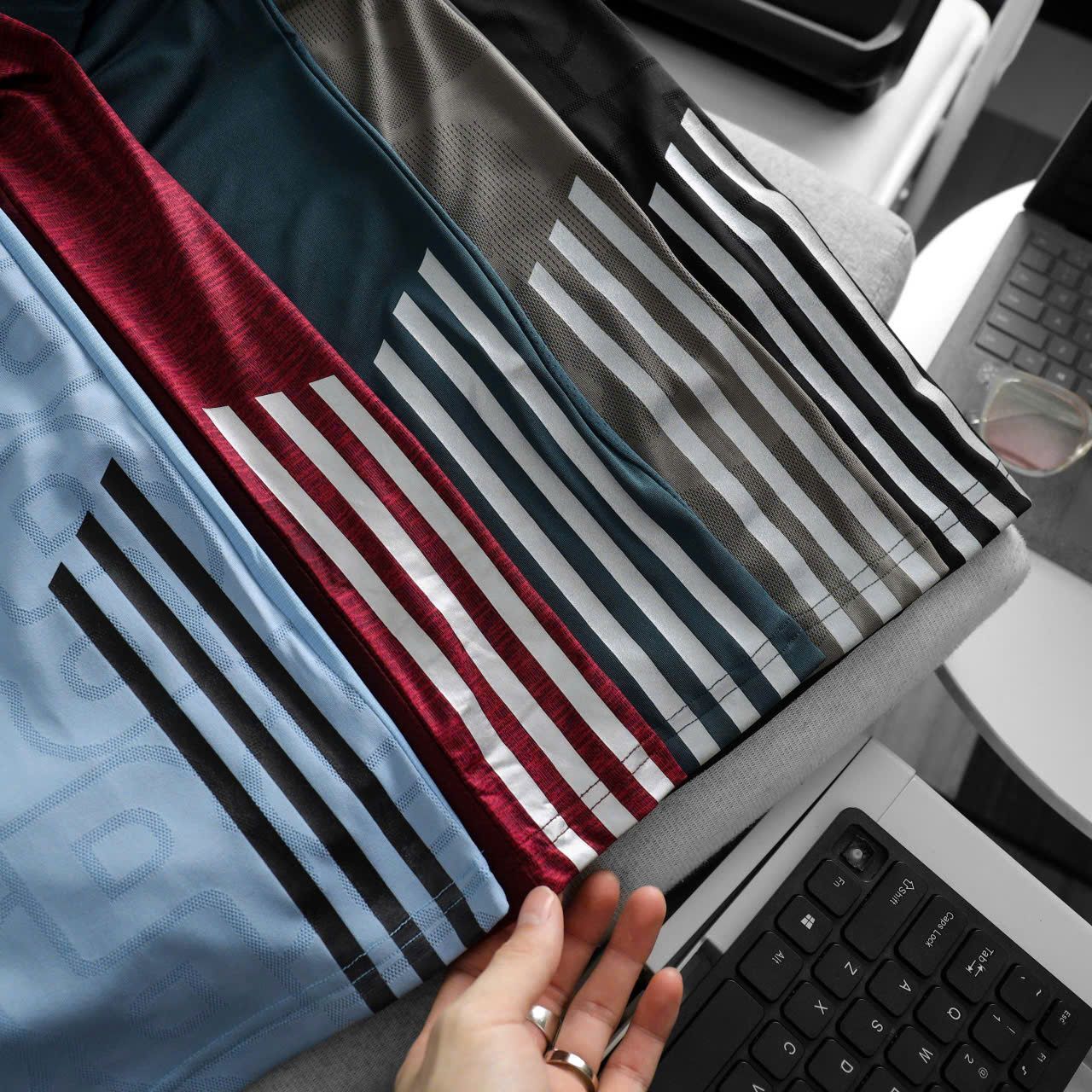  Áo Adidas 3 sọc Training 2025 