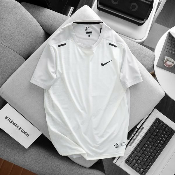  Áo Nike Training 3D 2025 