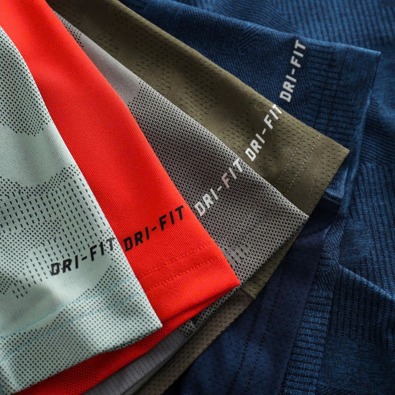  Áo Nike Run Division 2025 