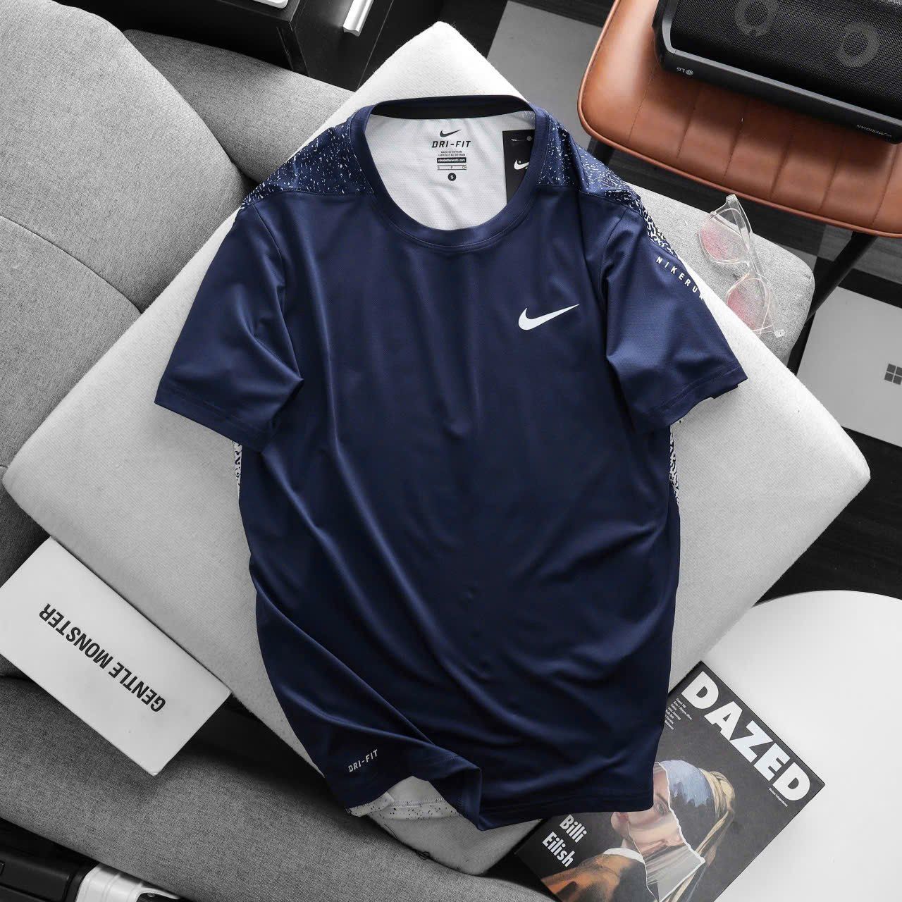  Áo Nike Running 3D Lưng 2025 