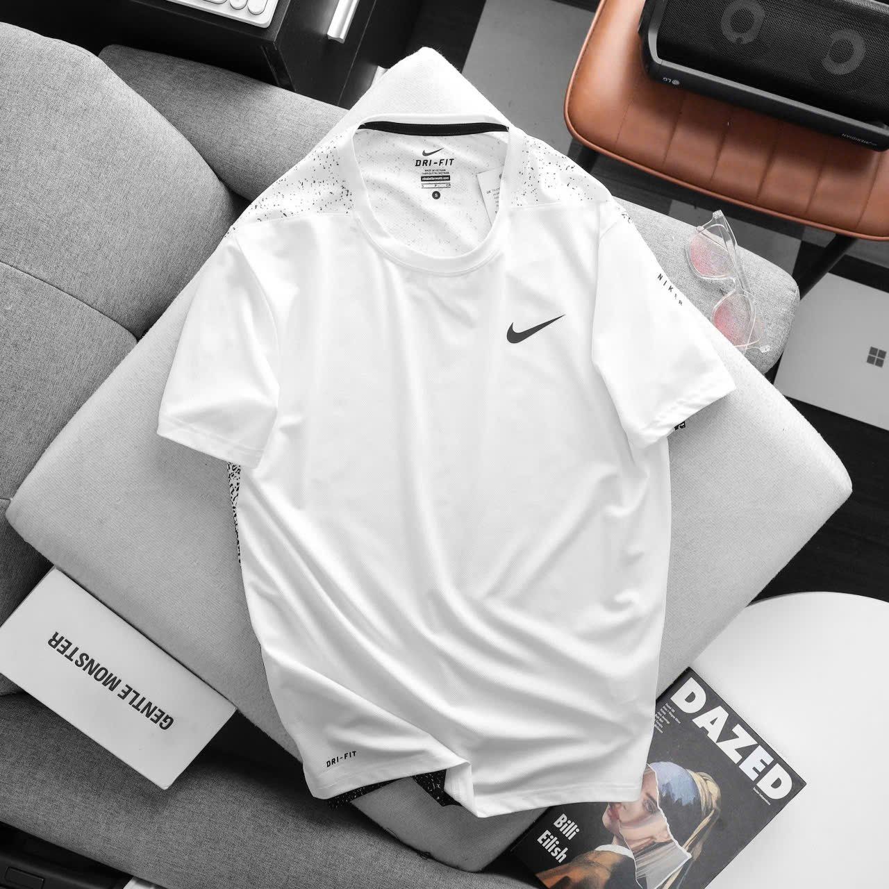  Áo Nike Running 3D Lưng 2025 