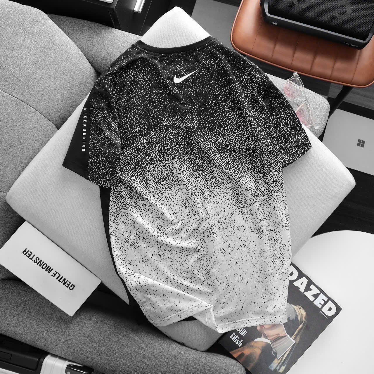  Áo Nike Running 3D Lưng 2025 