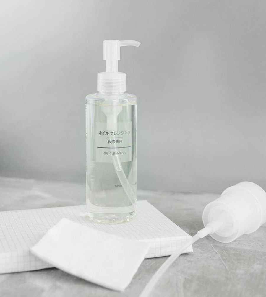 Dầu Tẩy trang Muji Cleansing Oil 200ml Bonita Beauty