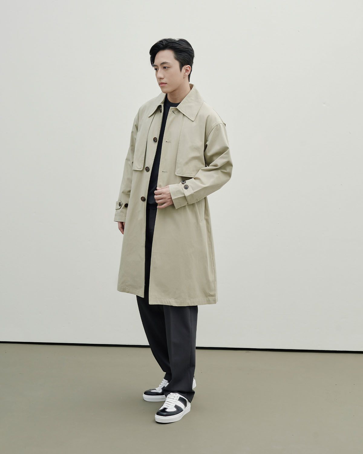 BACK SLIT TRENCH COAT Dwarfs