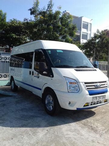 Thuê xe T-Lounge miền Trung