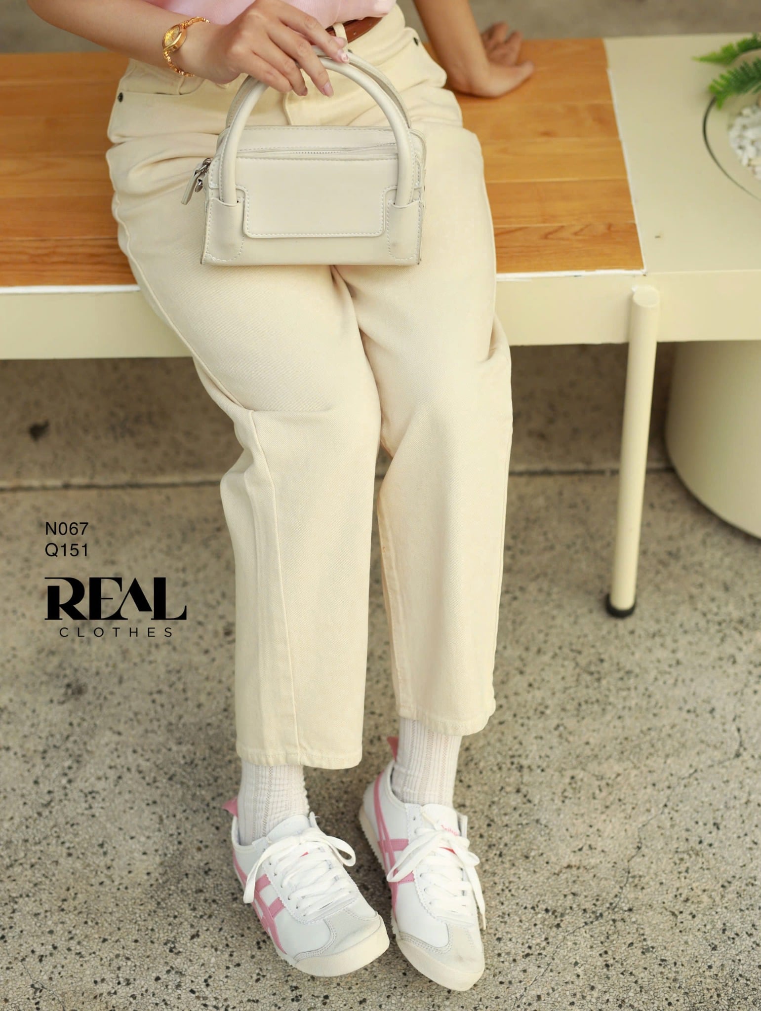 Quần Jeans baggy kem SALE