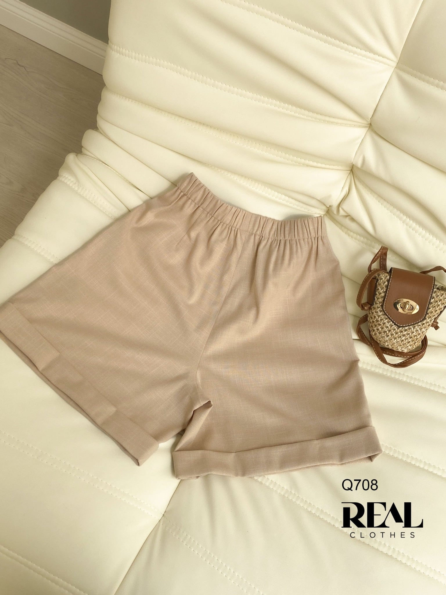 Quần short lưng thun linen bạc xỉu SALE