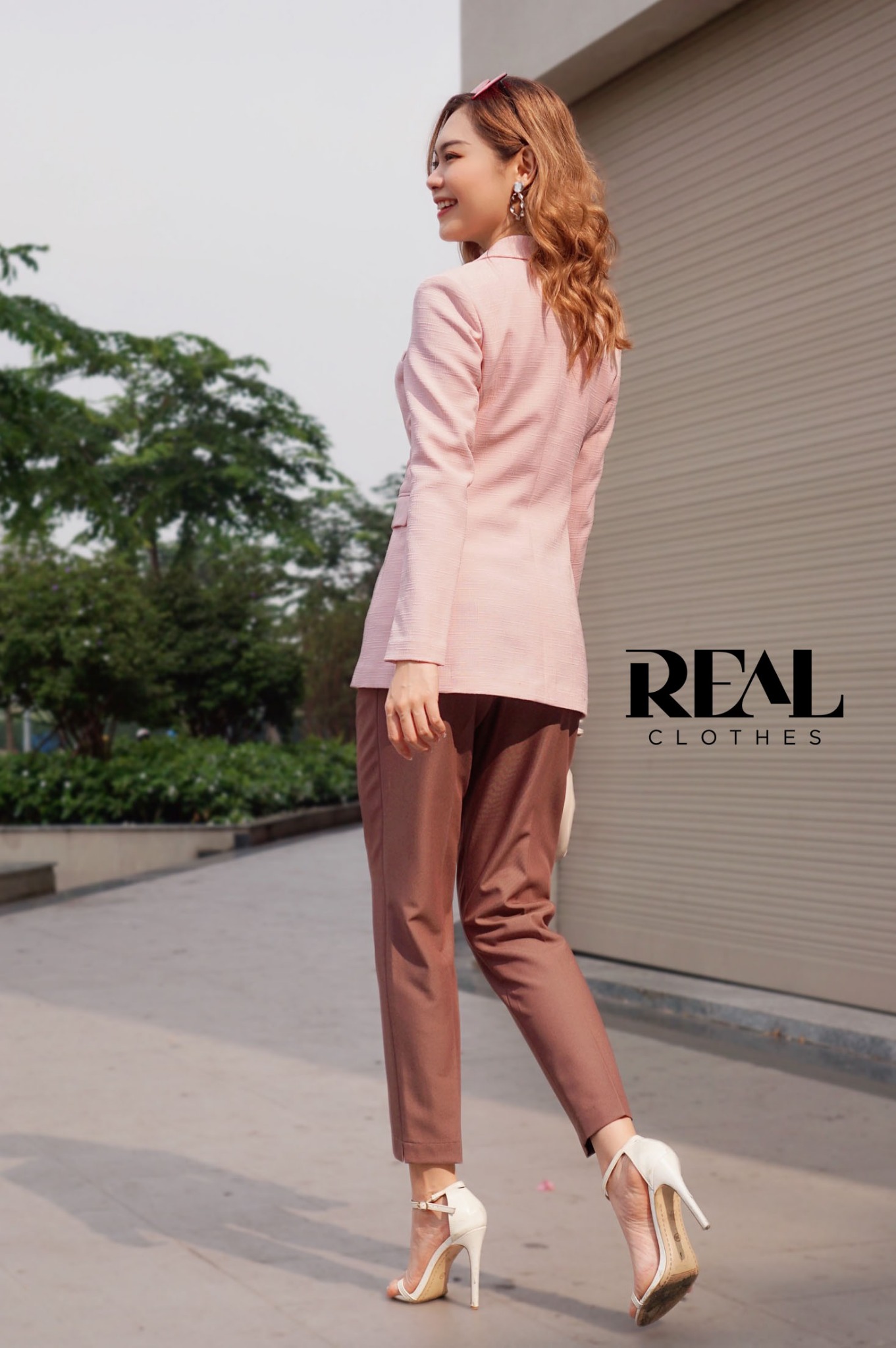 Quần lưng cao socola SALE