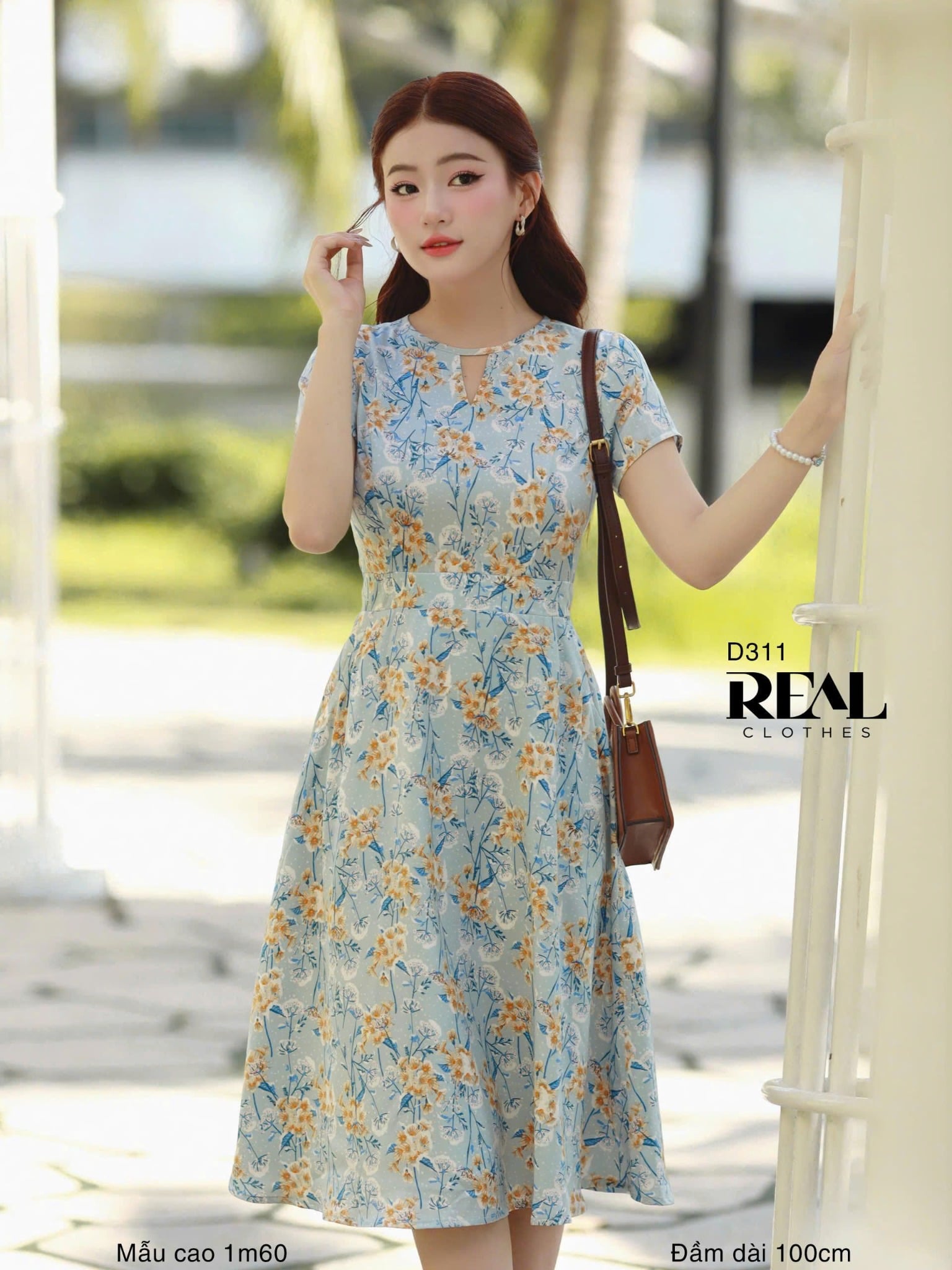 Đầm cổ tròn cách điệu blue SALE