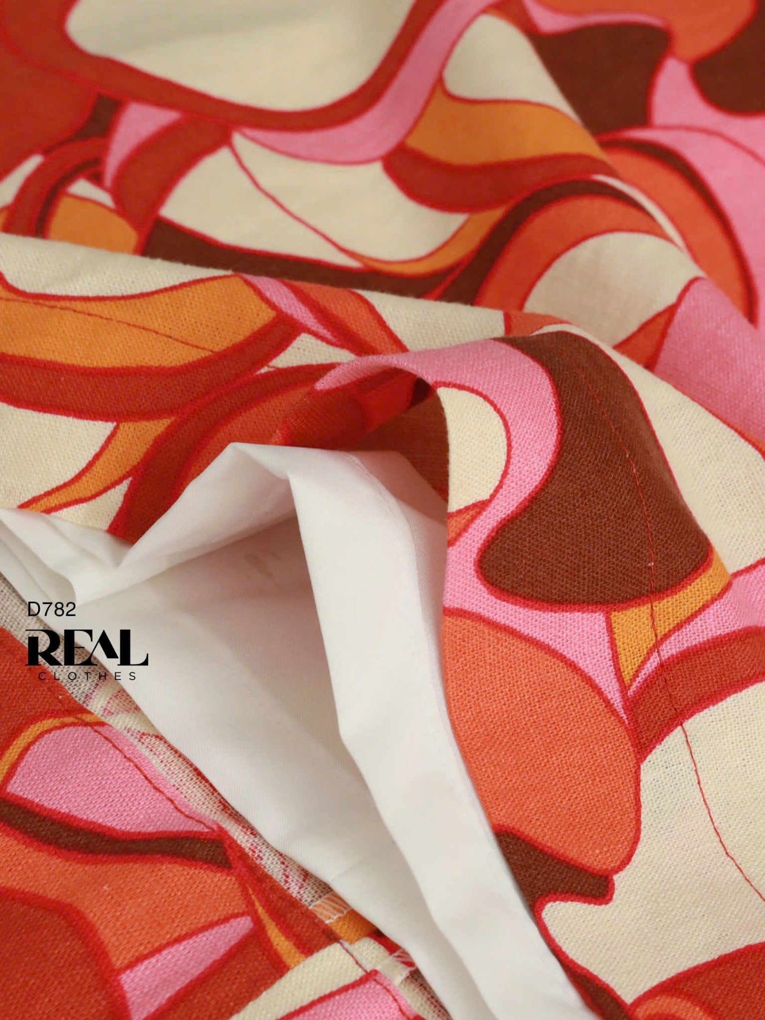 Đầm suông họa tiết hồng cổ lá sen