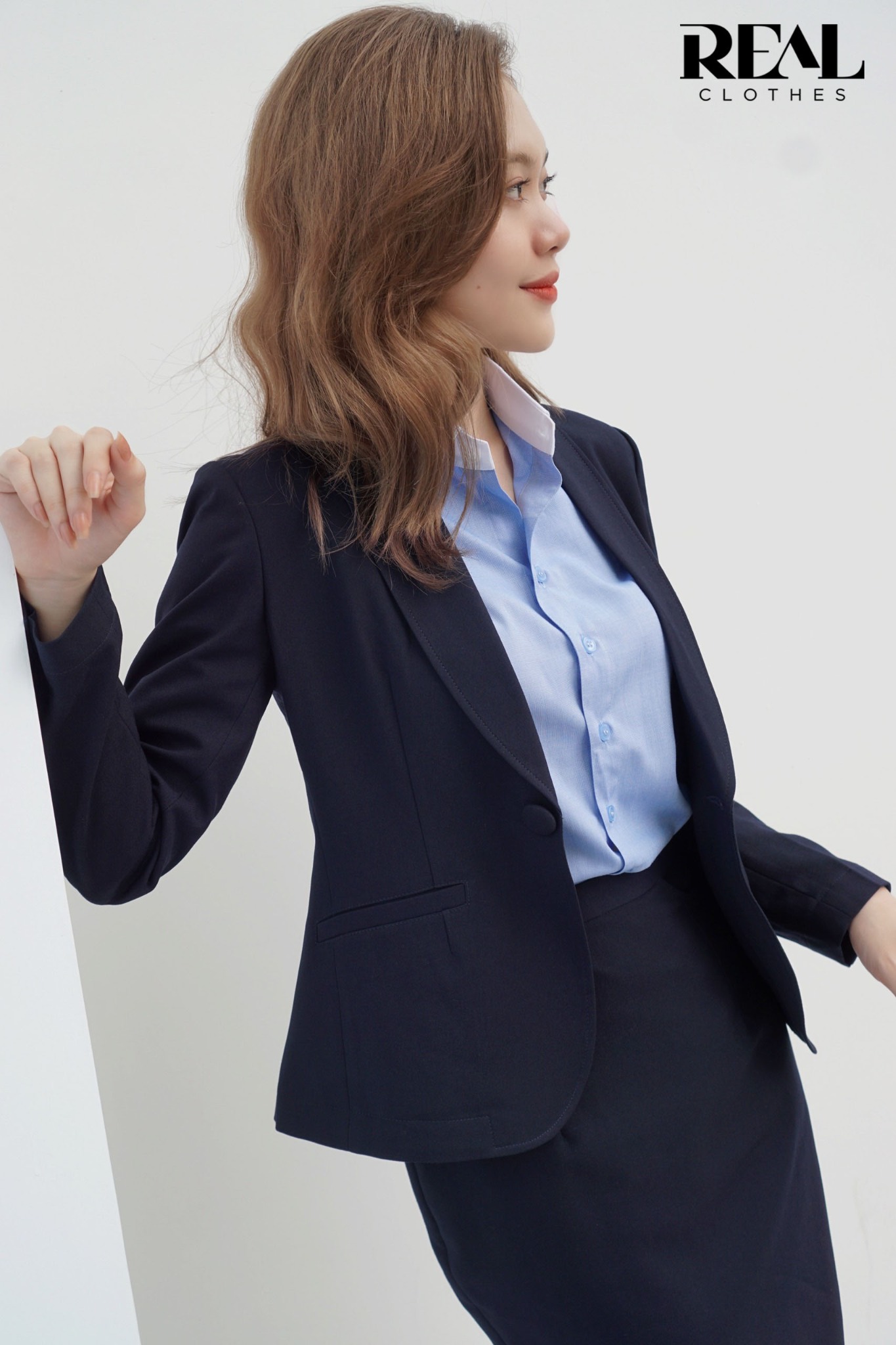 Blazer ngắn tay dài xanh đen