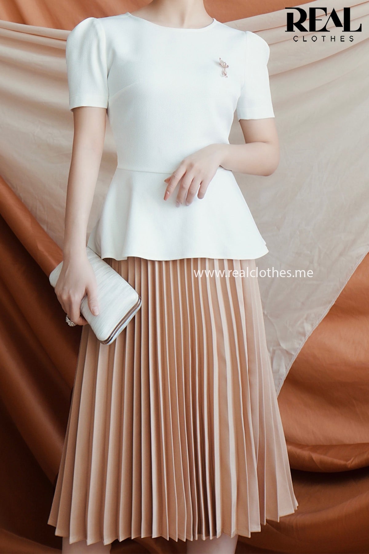 Váy rẻ quạt nude (kèm belt) FINAL SALE