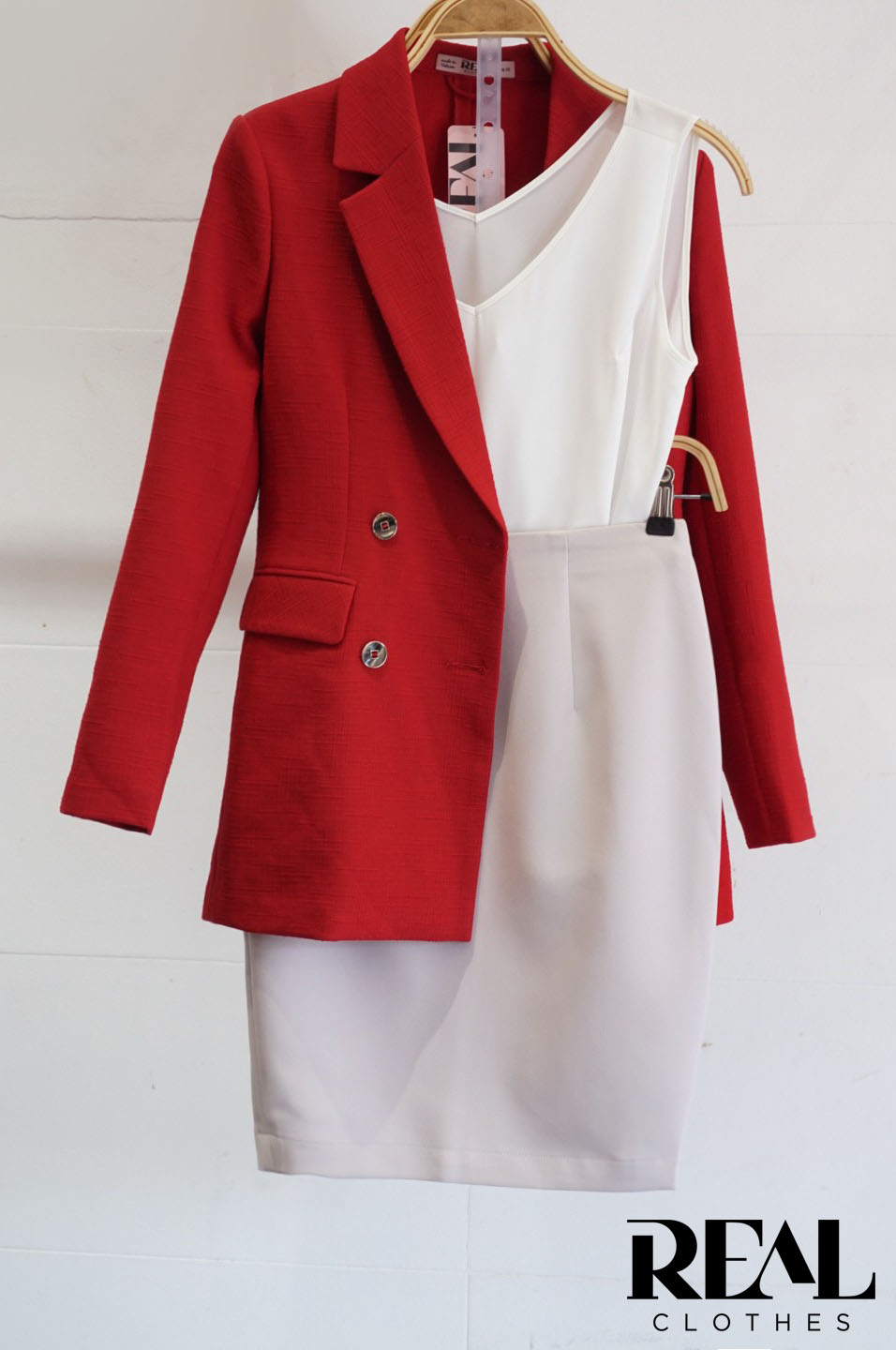 Blazer Paris đỏ SALE