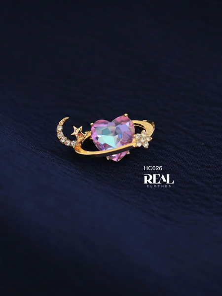Cài áo trái tim tím – Real Clothes