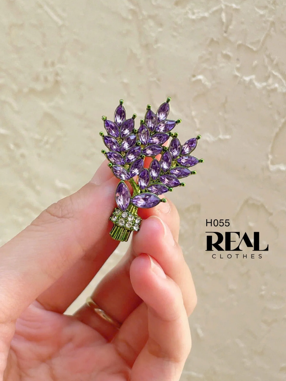  Cài áo bó hoa tím 