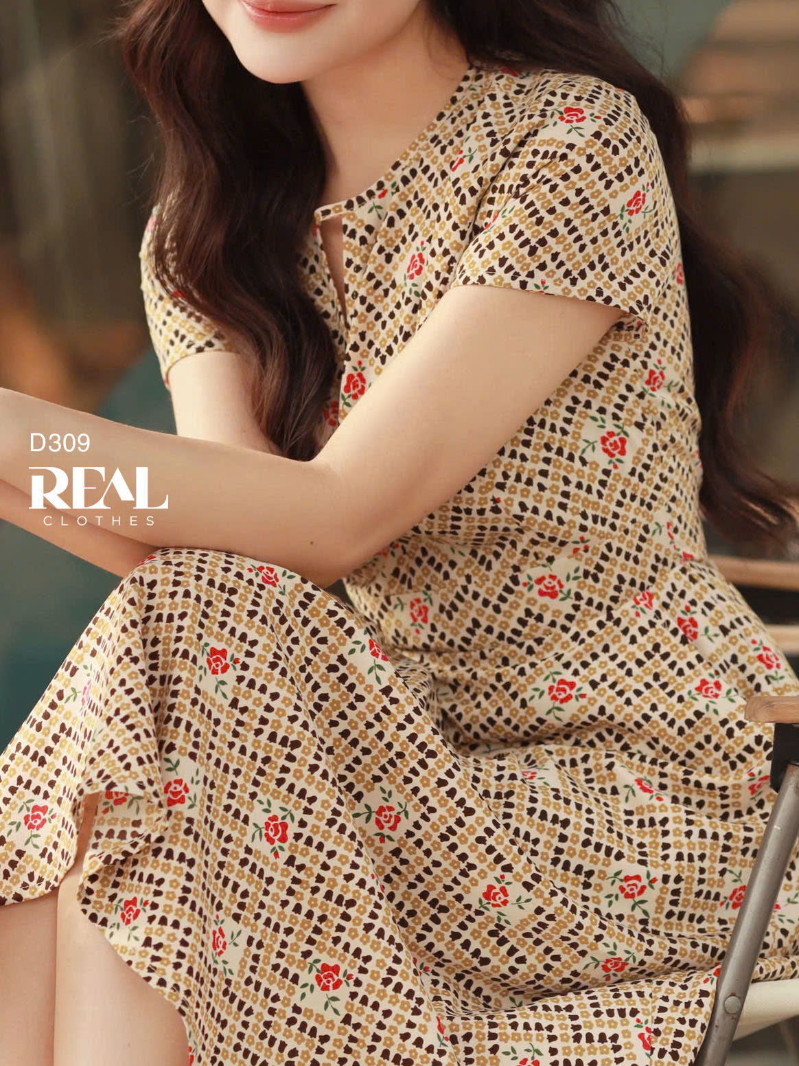 Đầm cổ tròn cách điệu Rose SALE