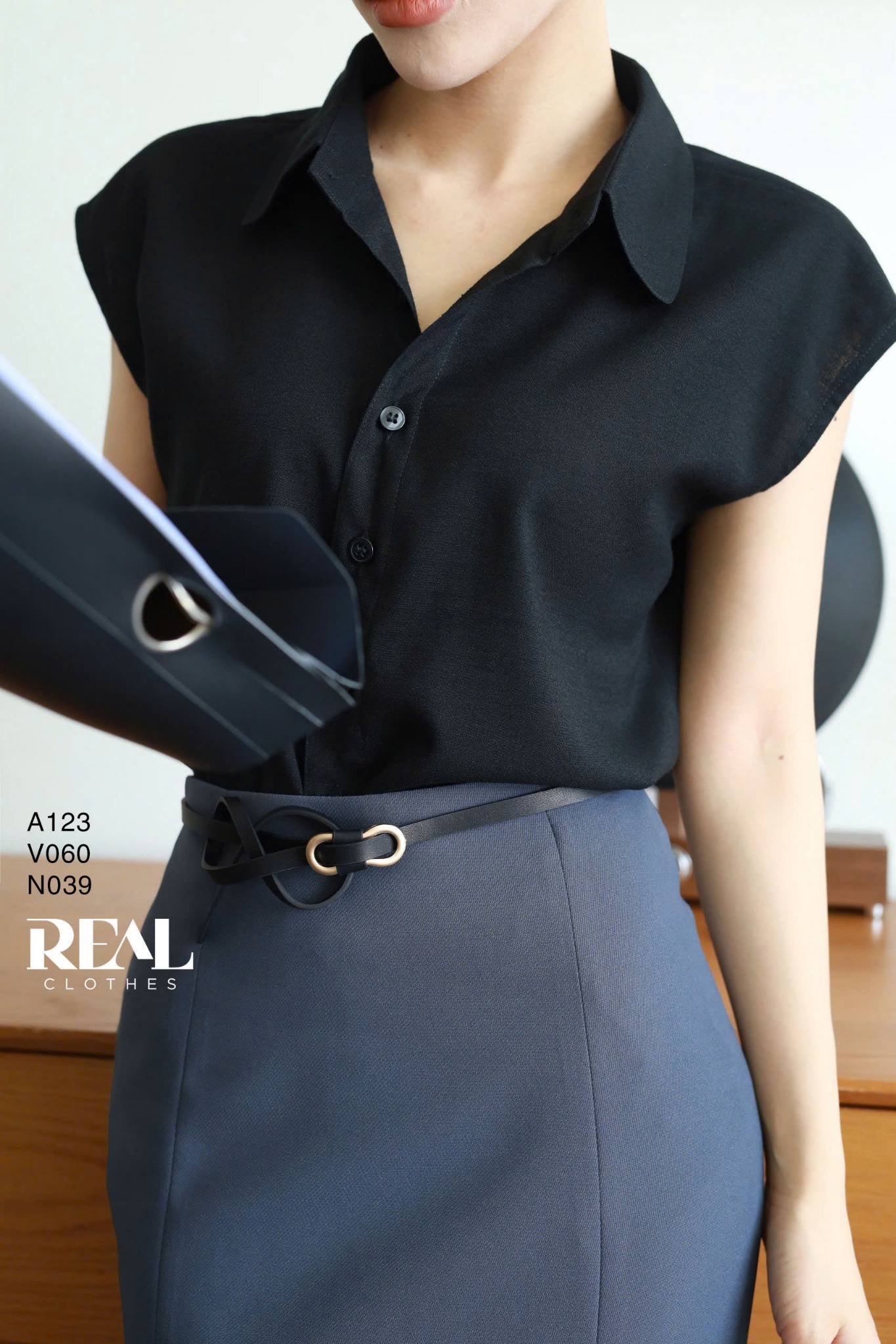 Sơ mi tay liền linen đen