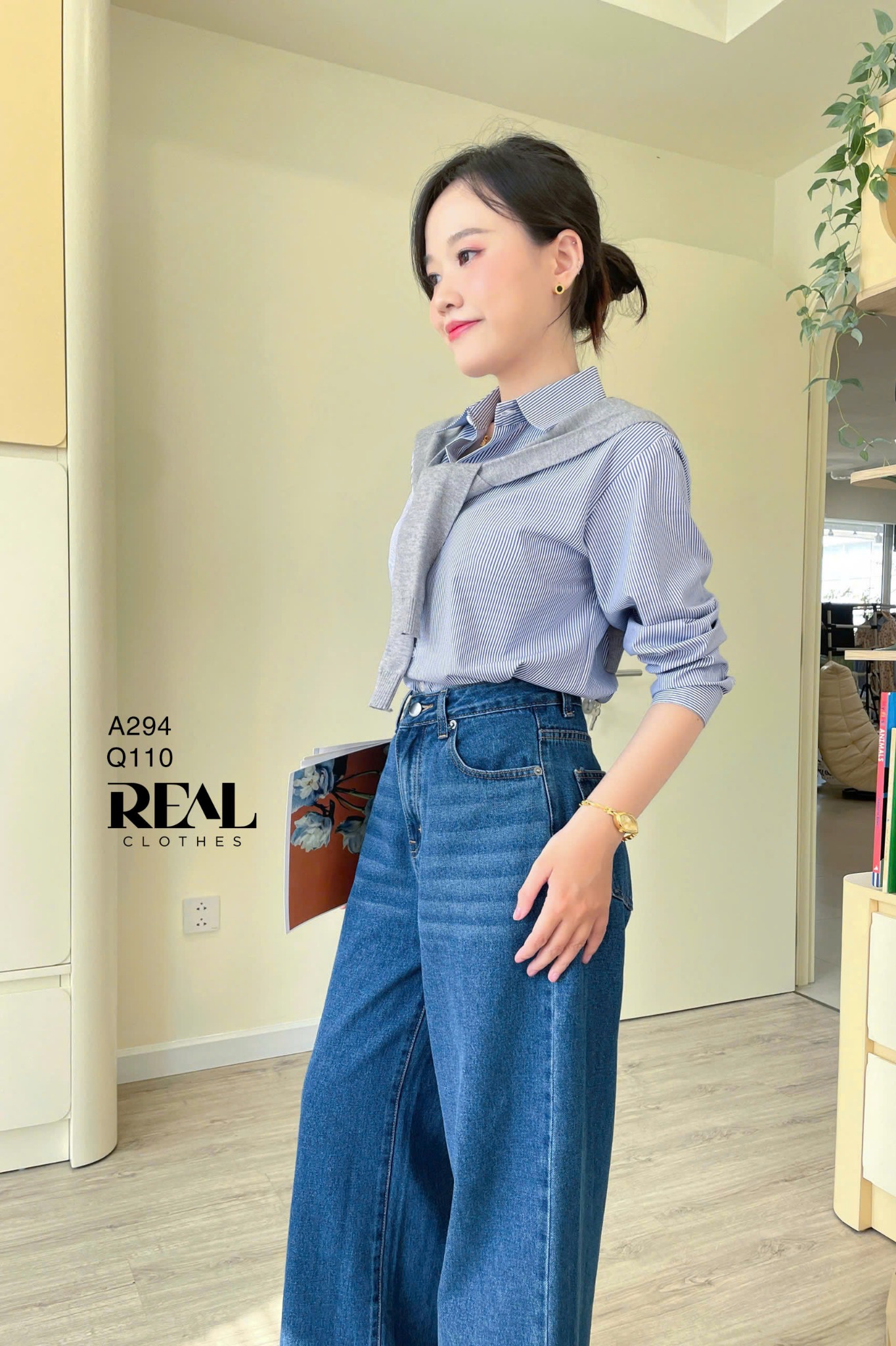 Quần Jeans suông xanh