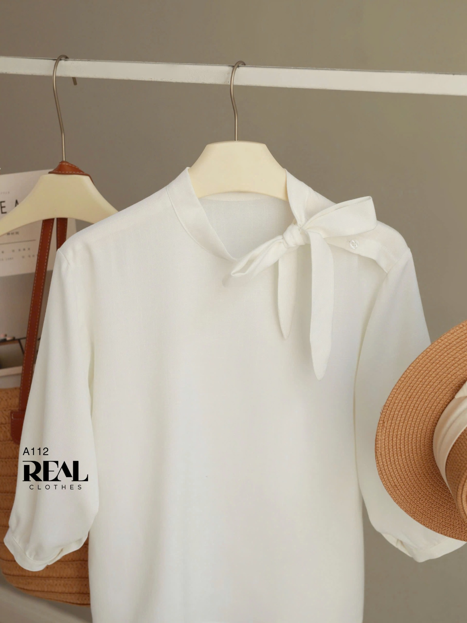 Áo Macy trắng