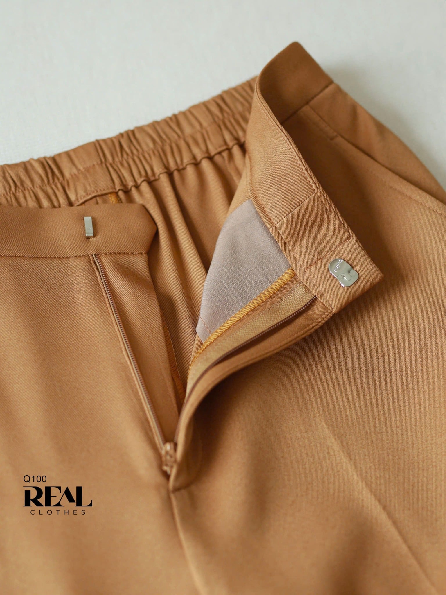 Quần lưng thun suông da bò