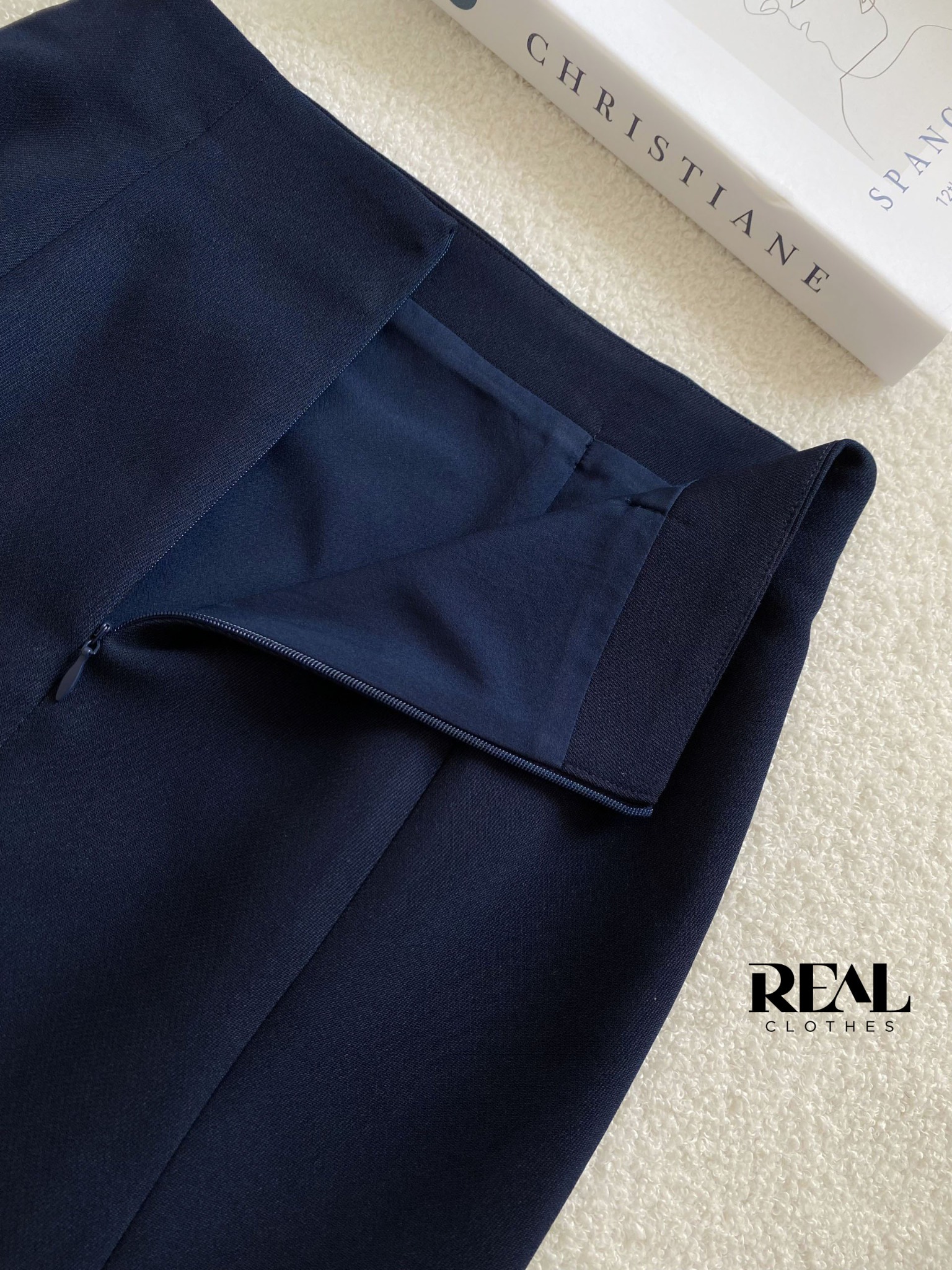 Váy 8 mảnh xanh đen