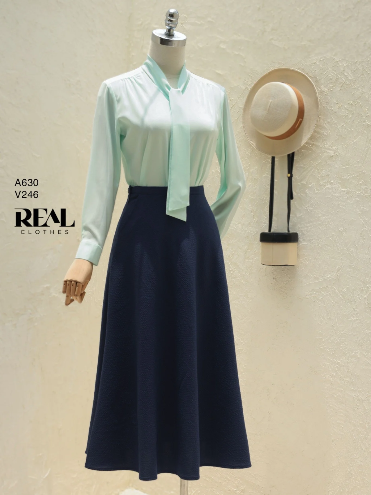 Áo cà vạt mint SALE - size S