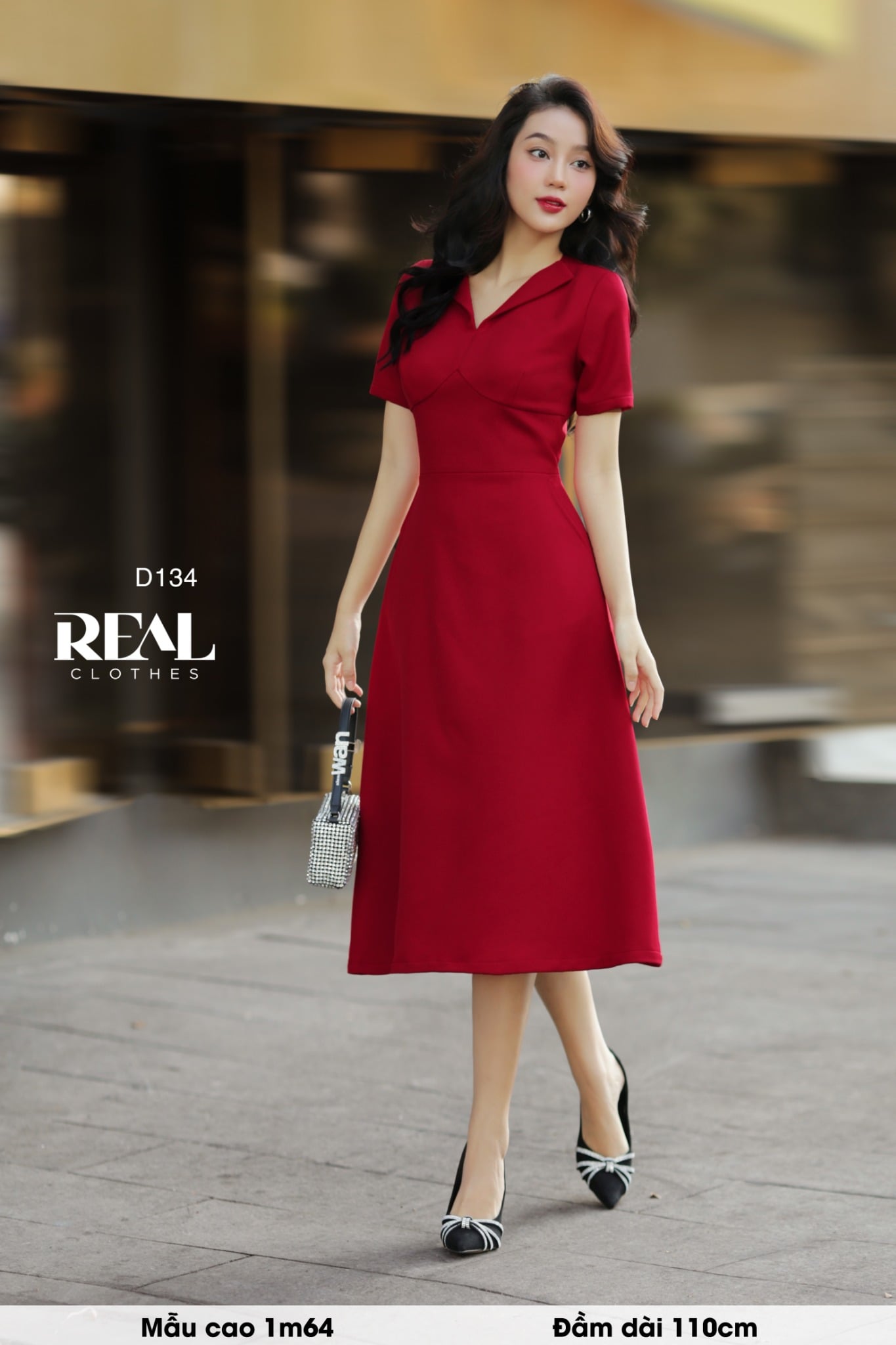 Đầm cúp ngực midi đỏ