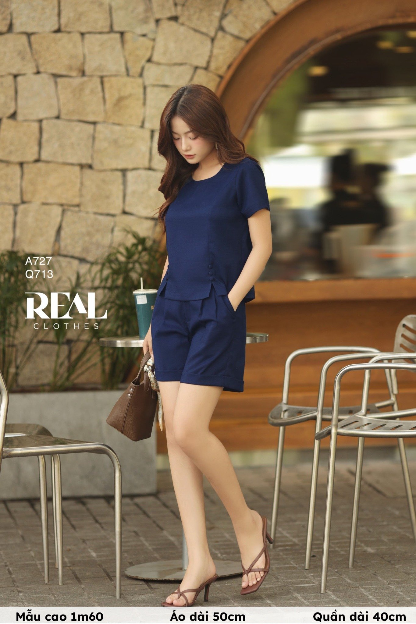 Quần short lưng thun navy SALE