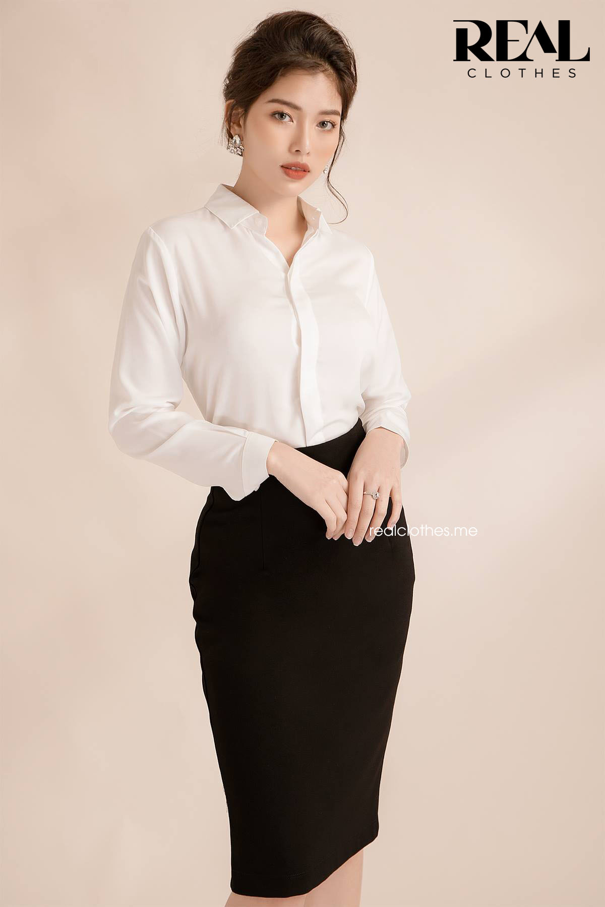 Sơ mi cổ mềm trắng