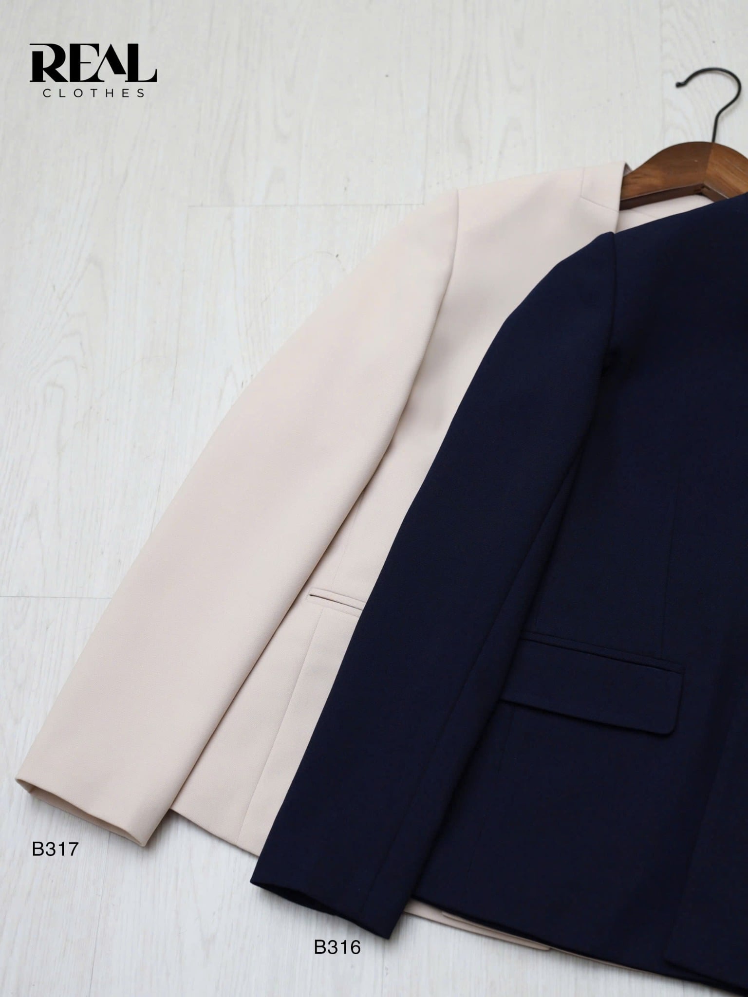Blazer cổ tim xanh đen SALE - size XS