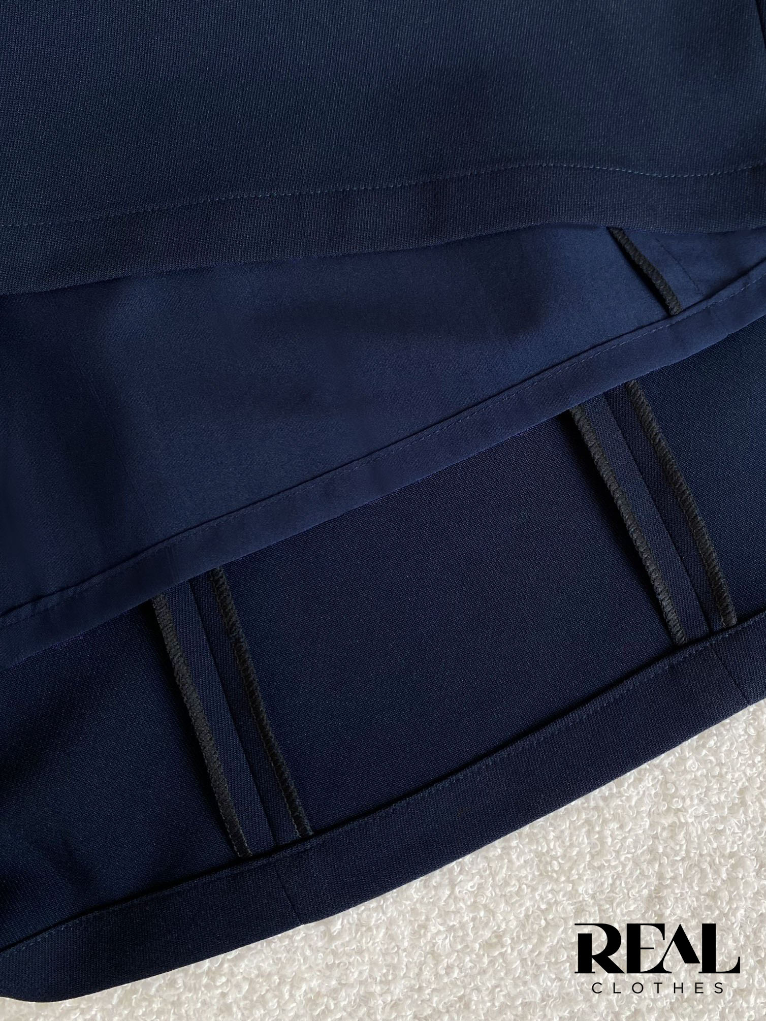 Váy 8 mảnh xanh đen