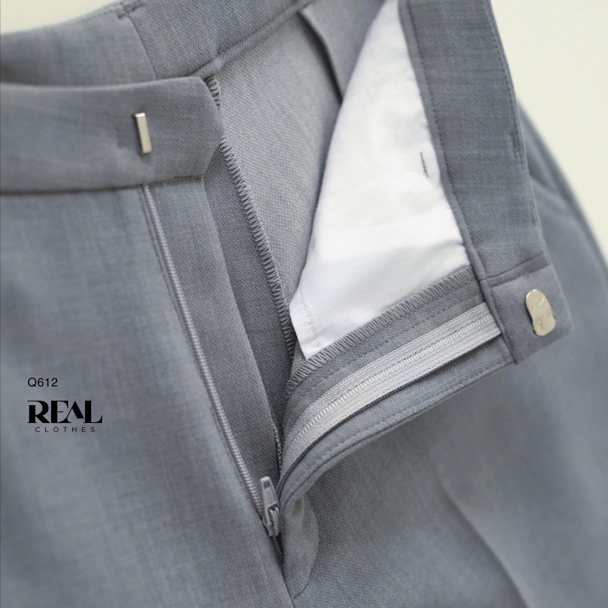 Quần culottes xám SALE