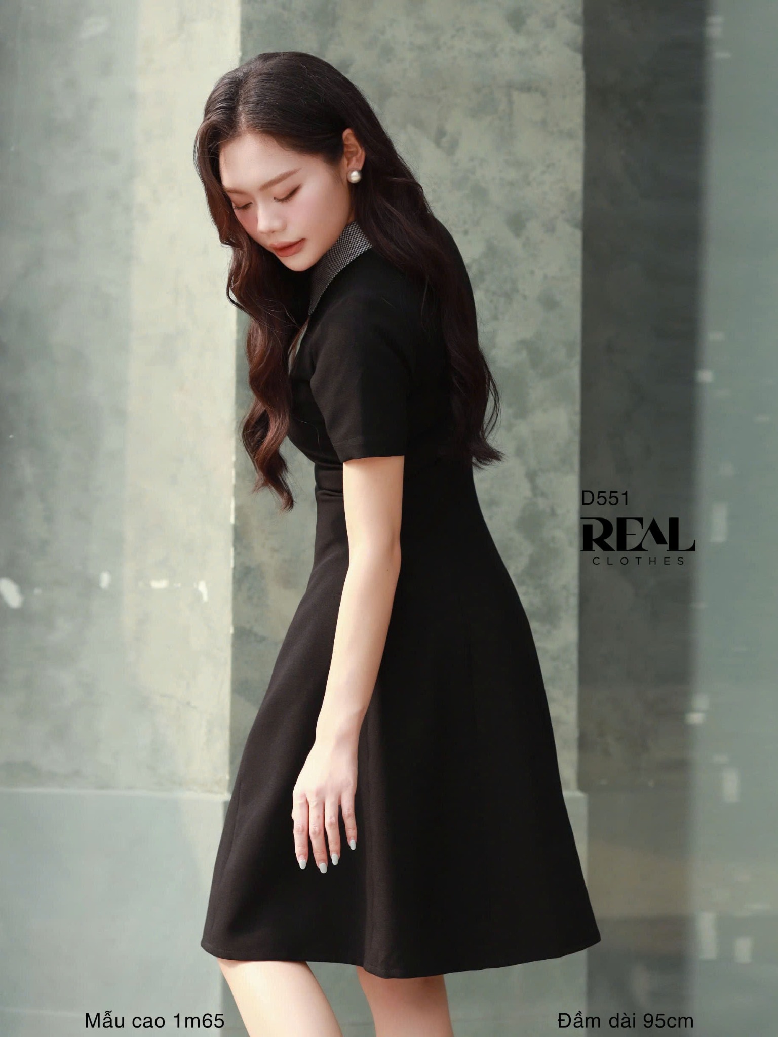 Đầm 8 mảnh zipper đen - size S