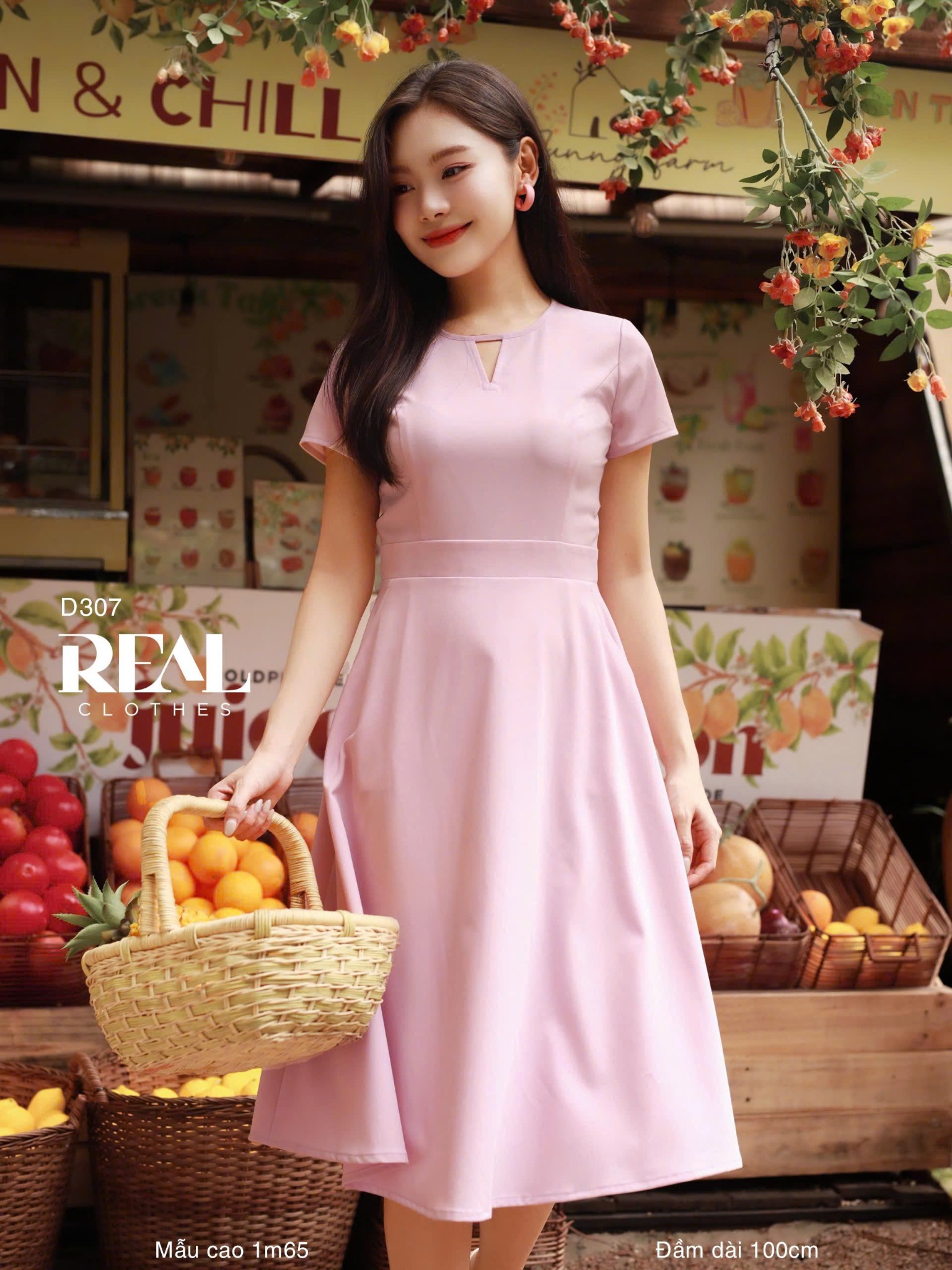 Đầm cổ tròn cách điệu hồng