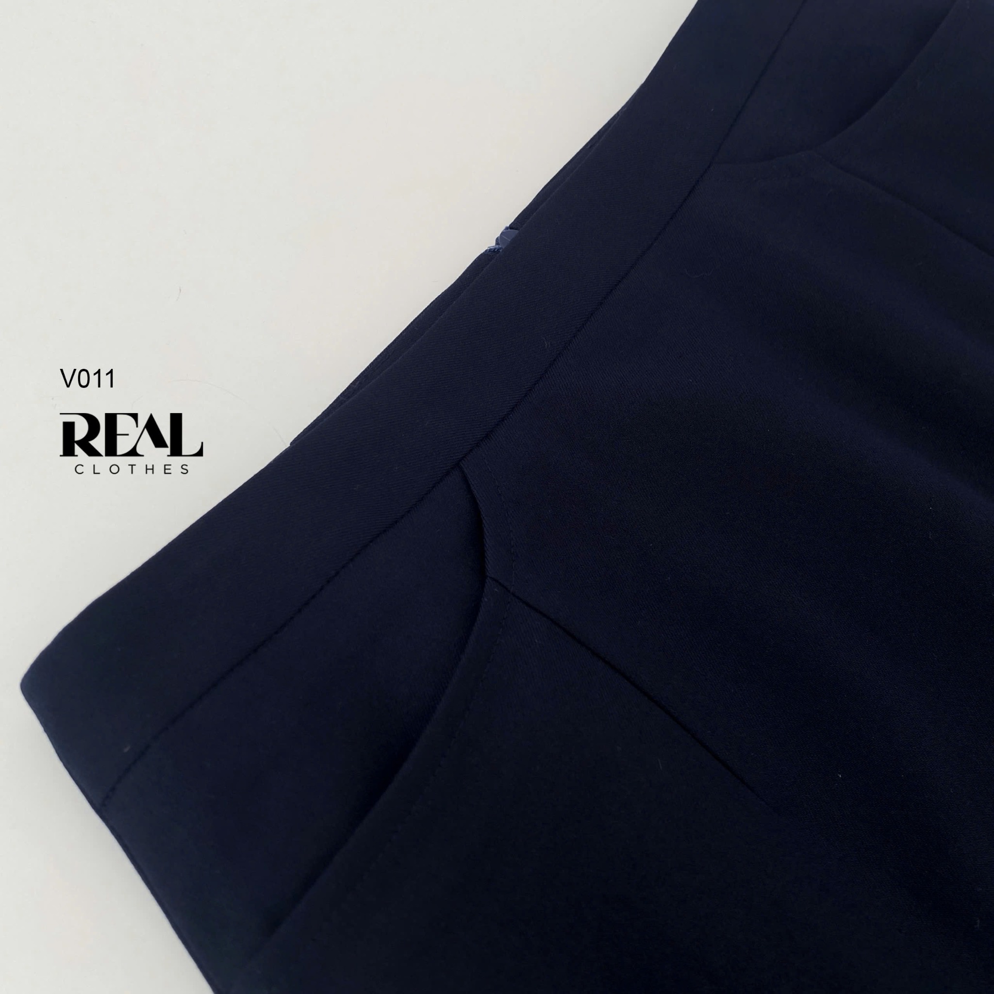 Bút chì túi xẻ hở xanh đen SALE