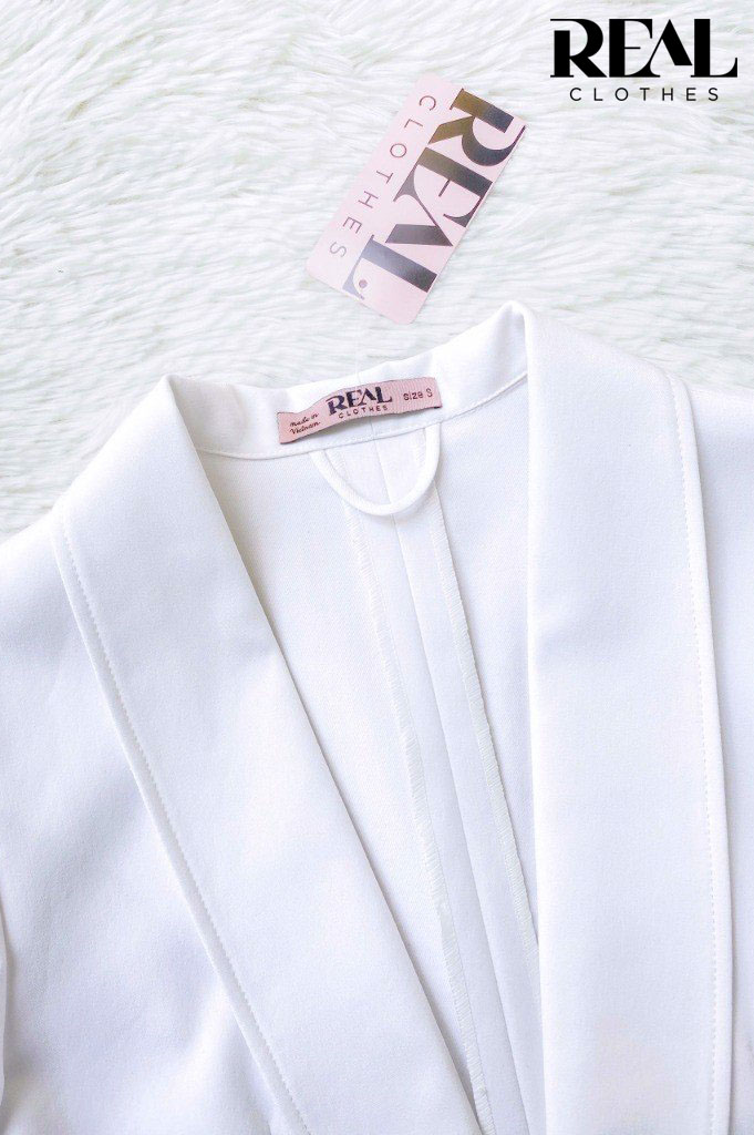 Blazer dài trắng