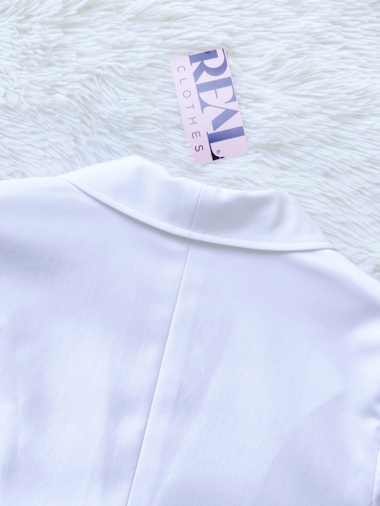 Blazer dài trắng